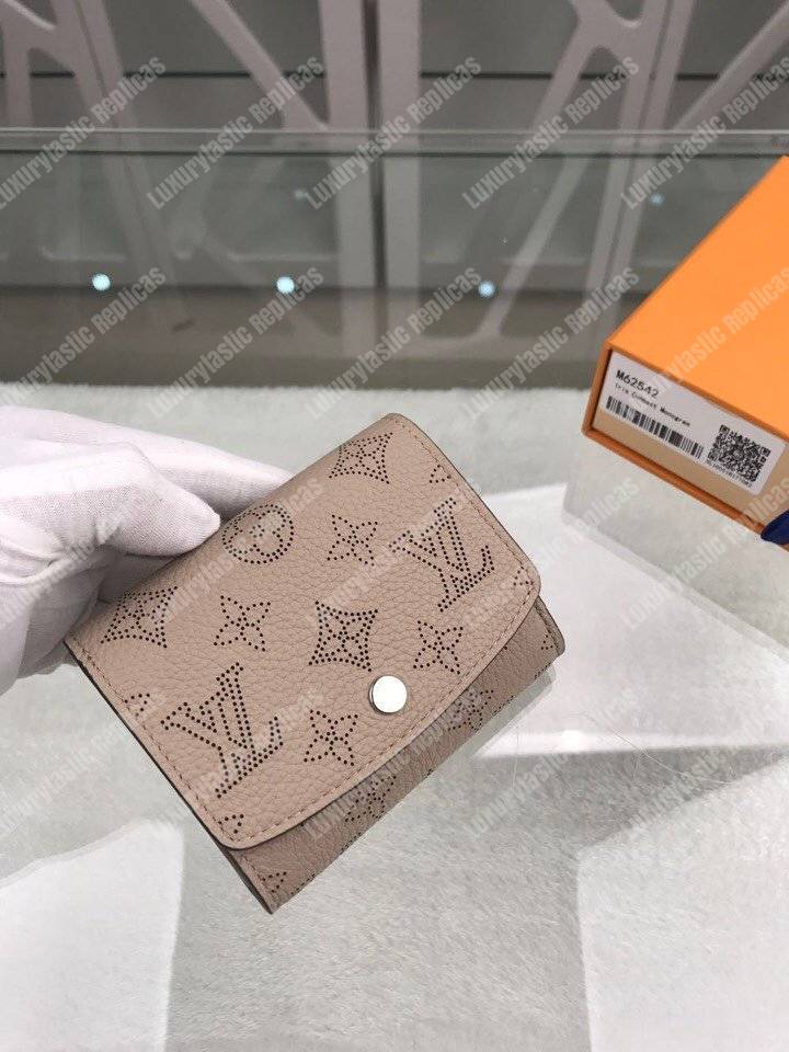 LV Iris Compact Wallet Mahina Galet