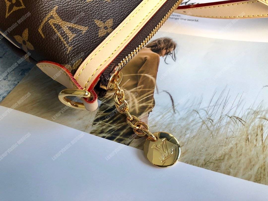 LV Palermo GM Tote Monogram Canvas