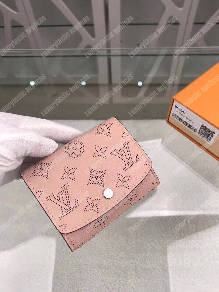LV Iris Compact Wallet Mahina Magnolia