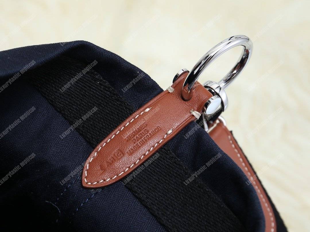 H**mes grooming bag black palladium-plated hardware