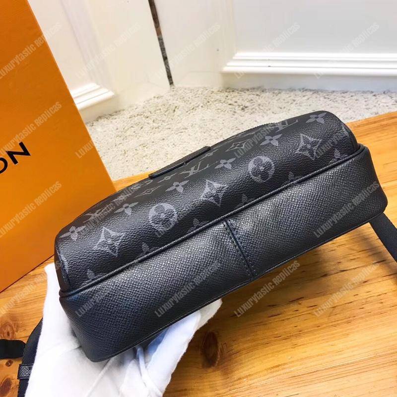 LV Outdoor Messenger K45 Taiga Monogram Noir