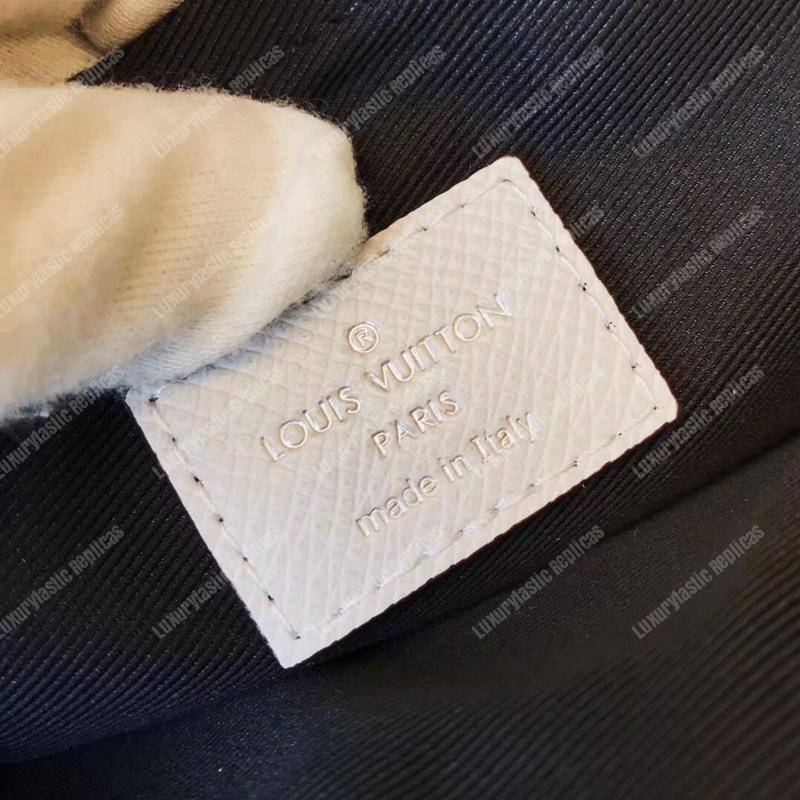 LV Outdoor Messenger K45 Taiga Monogram Blanc