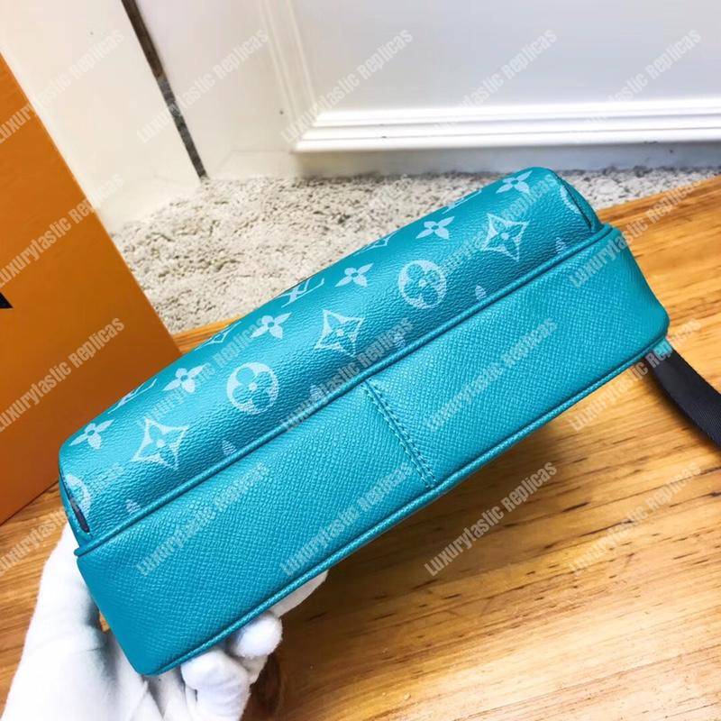 LV Outdoor Messenger K45 Taiga Monogram Vert