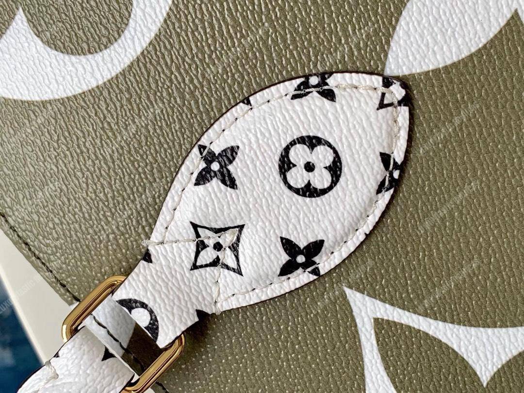 LV Onthego Monogram Toron Handle Crème Tote Bag GM