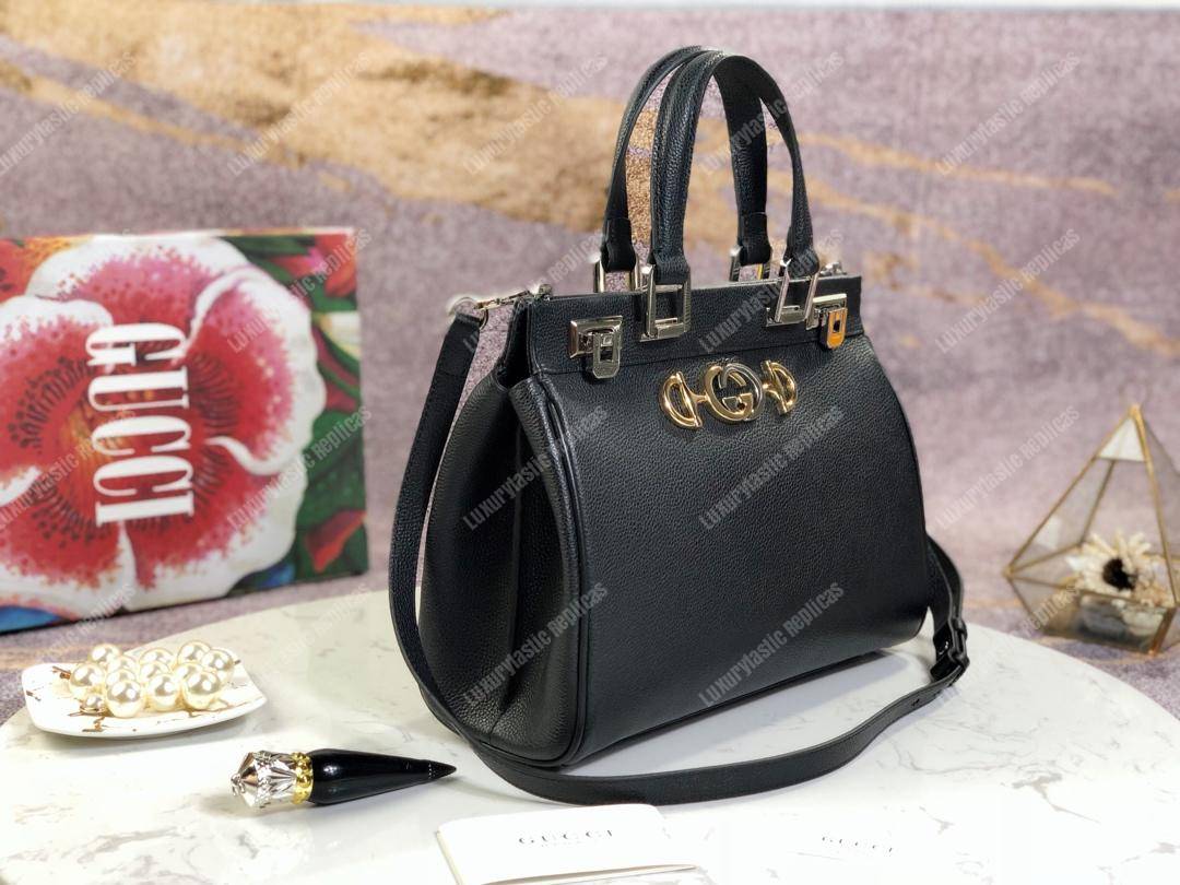 G*u*i zumi grainy leather small top handle bag black