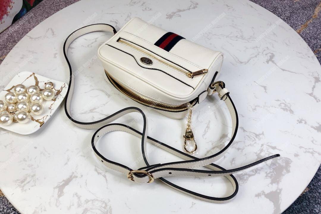 G*u*i ophidia leather mini bag white
