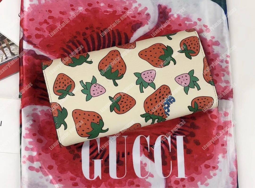 G*u*i zumi strawberry print continental wallet
