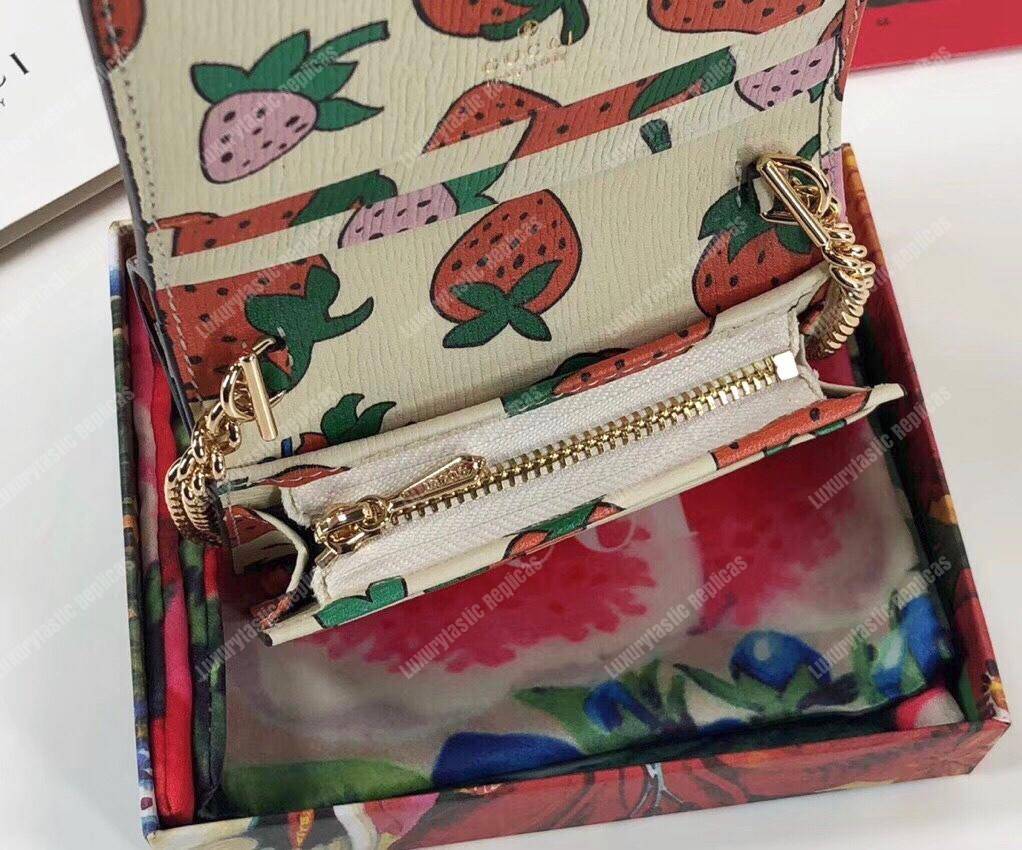 G*u*i zumi strawberry print card case wallet