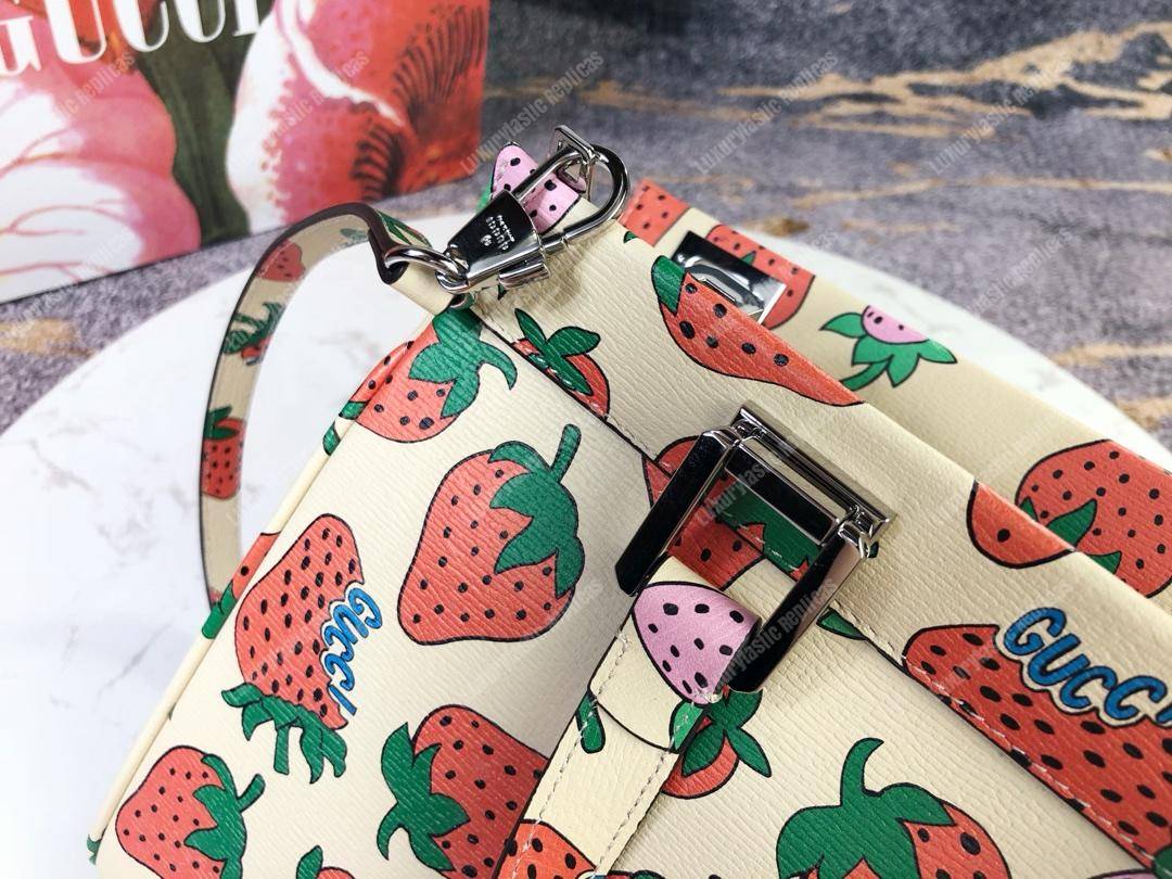 G*u*i zumi strawberry print small top handle bag