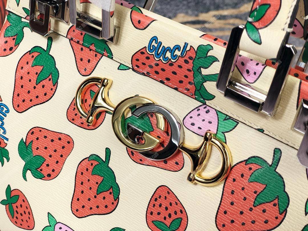 G*u*i zumi strawberry print small top handle bag