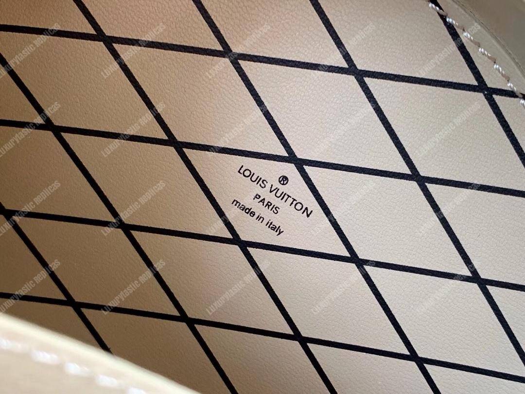 LV Mini Boîte Chapeau Monogram Reverse Canvas