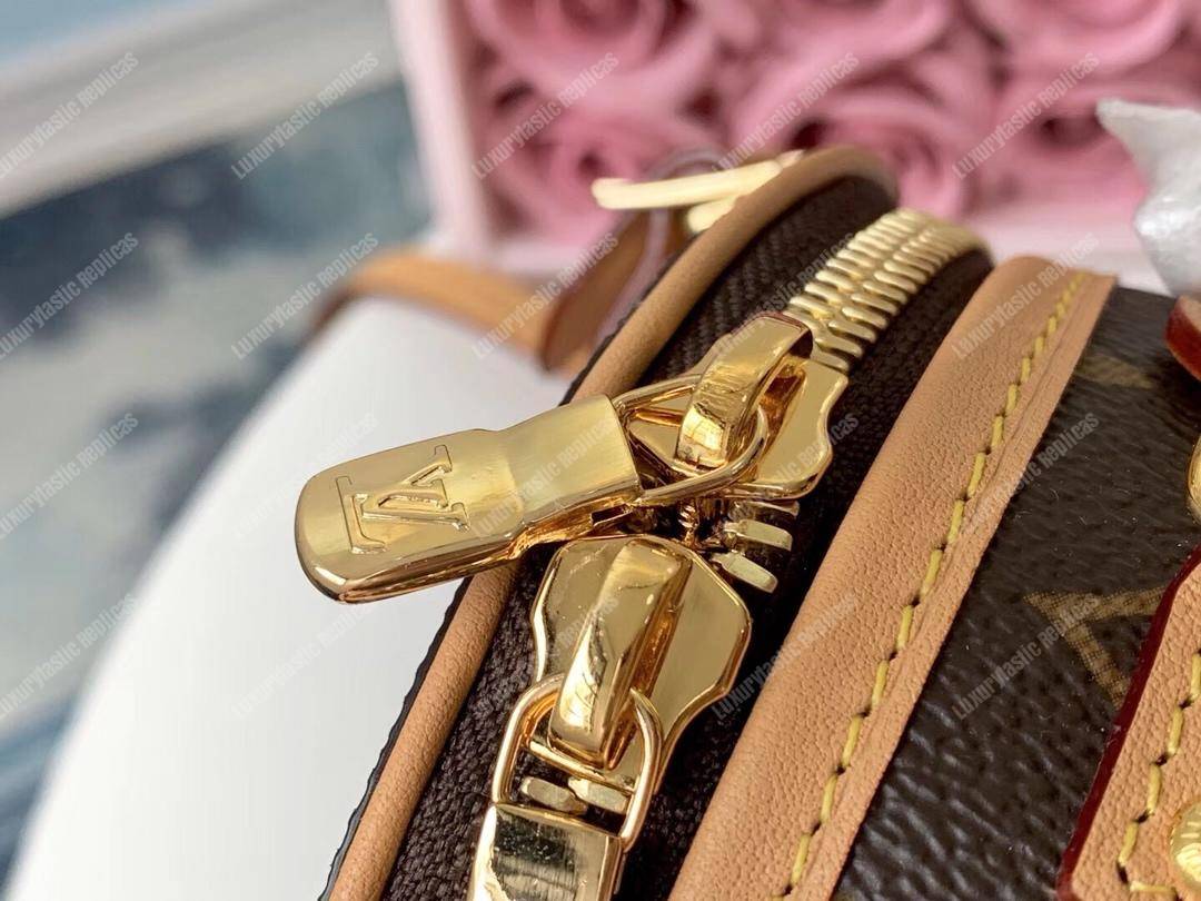 LV Mini Boîte Chapeau Monogram