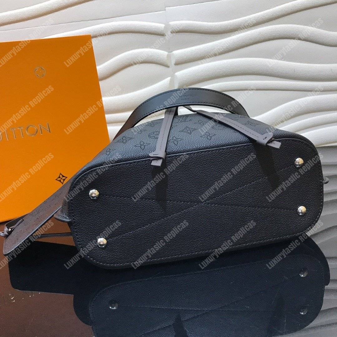 LV Girolata Handbag Mahina Noir