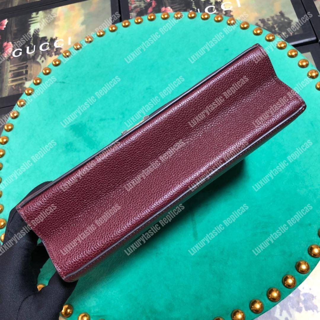 G*u*i zumi grainy leather small shoulder bag burgundy