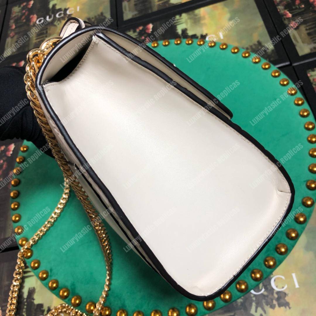 G*u*i padlock medium signature shoulder bag white