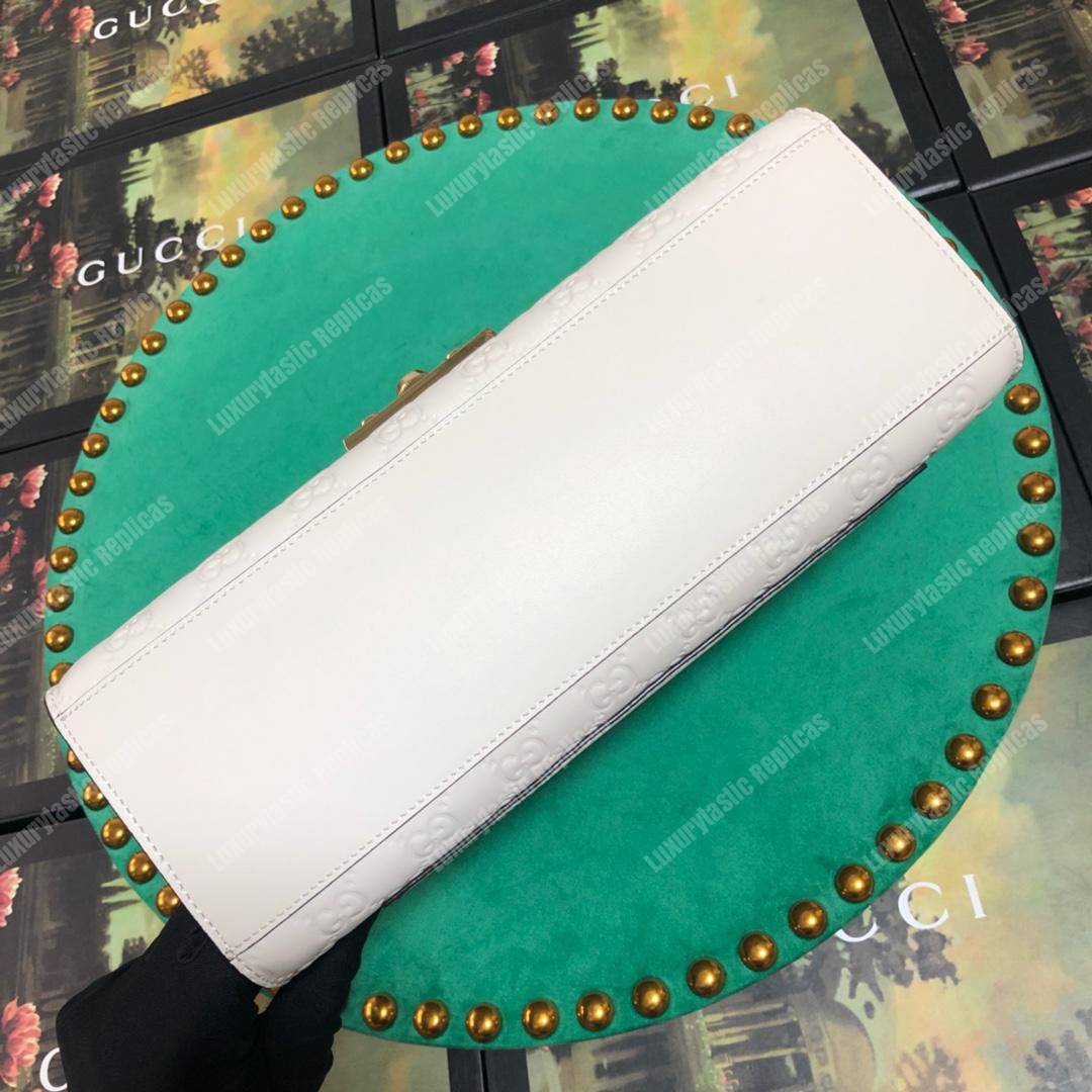 G*u*i padlock medium signature shoulder bag white