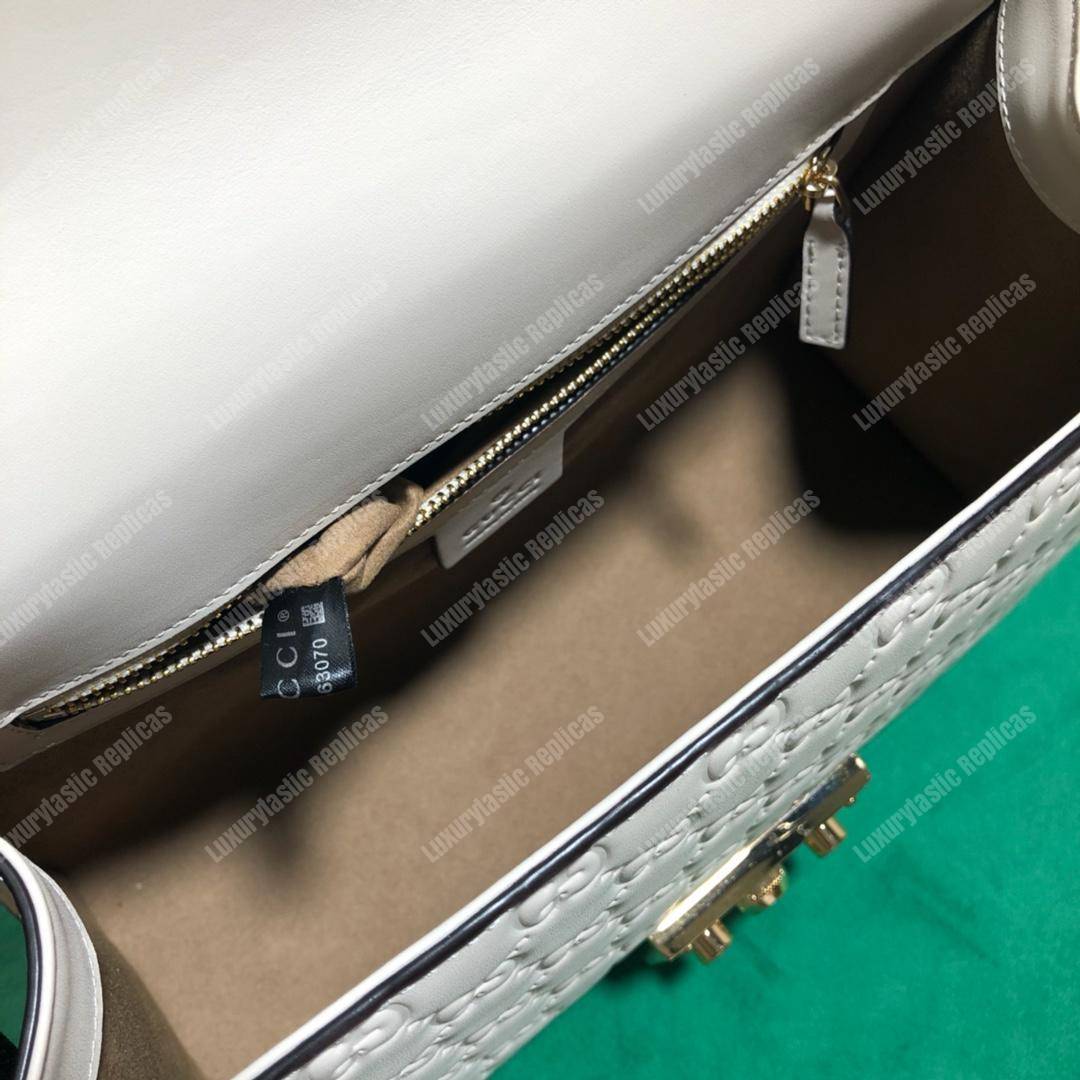 G*u*i padlock medium signature shoulder bag white