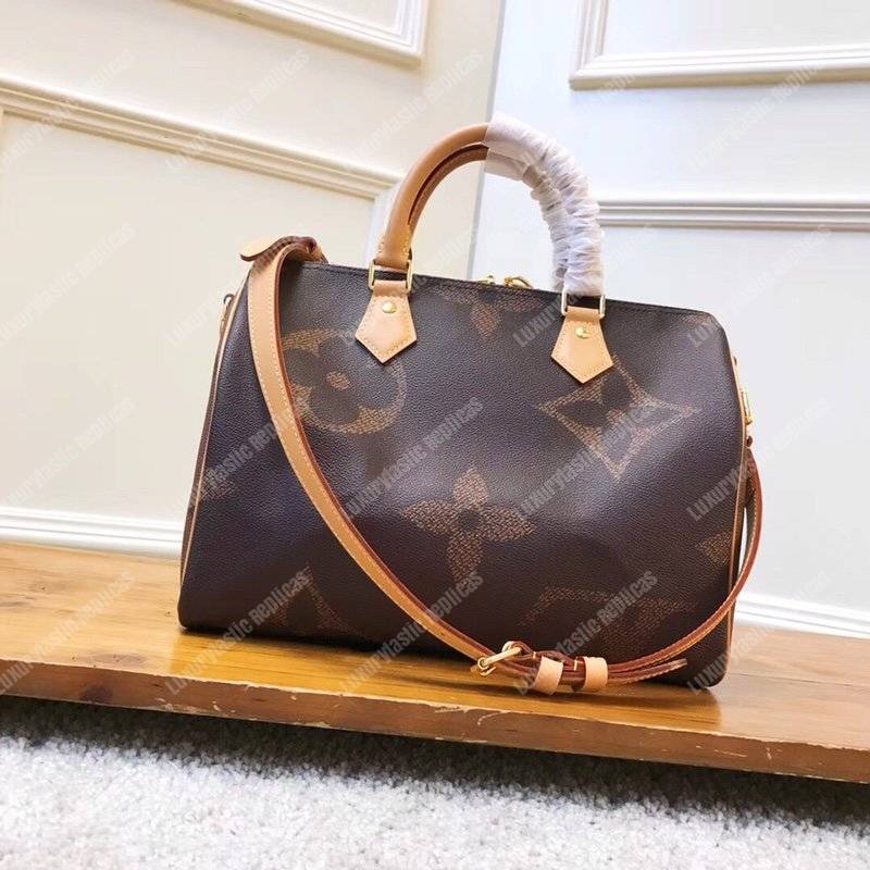 LV Speedy Bandoulière 30 Monogram Giant