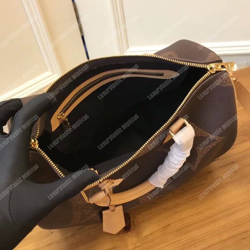 LV Speedy Bandoulière 30 Monogram Giant