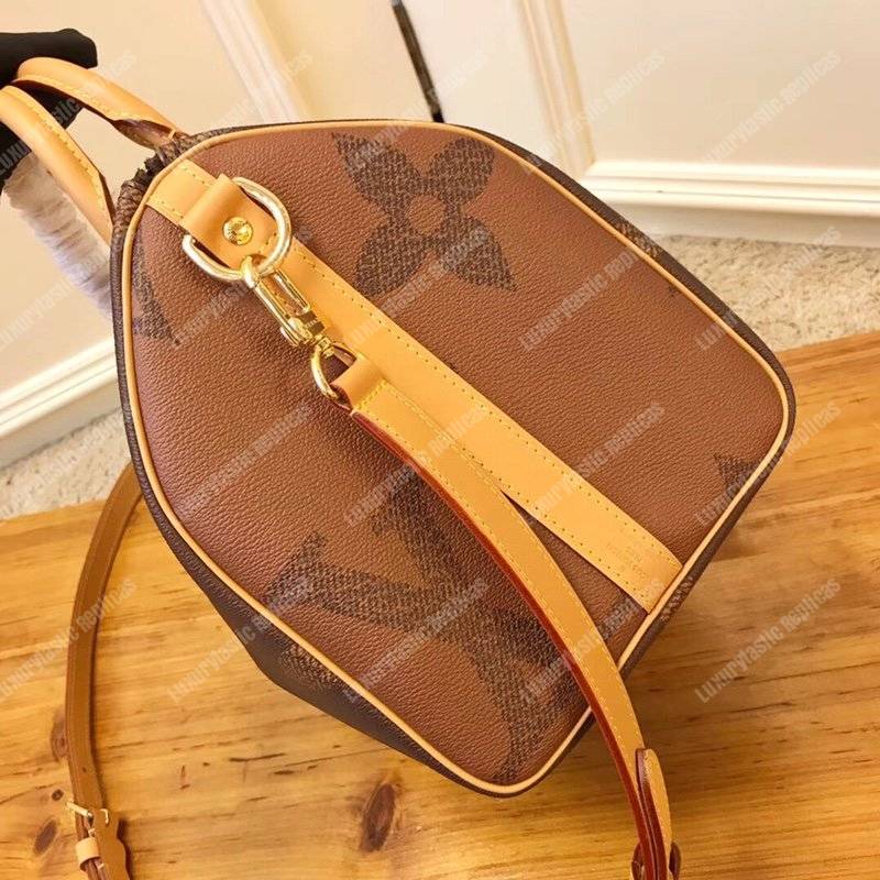 LV Speedy Bandoulière 30 Monogram Giant