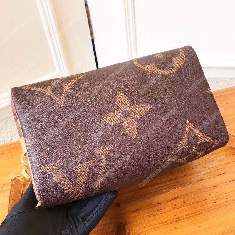LV Speedy Bandoulière 25 Monogram Giant
