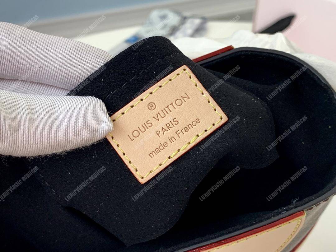 LV Duffle Monogram Bag