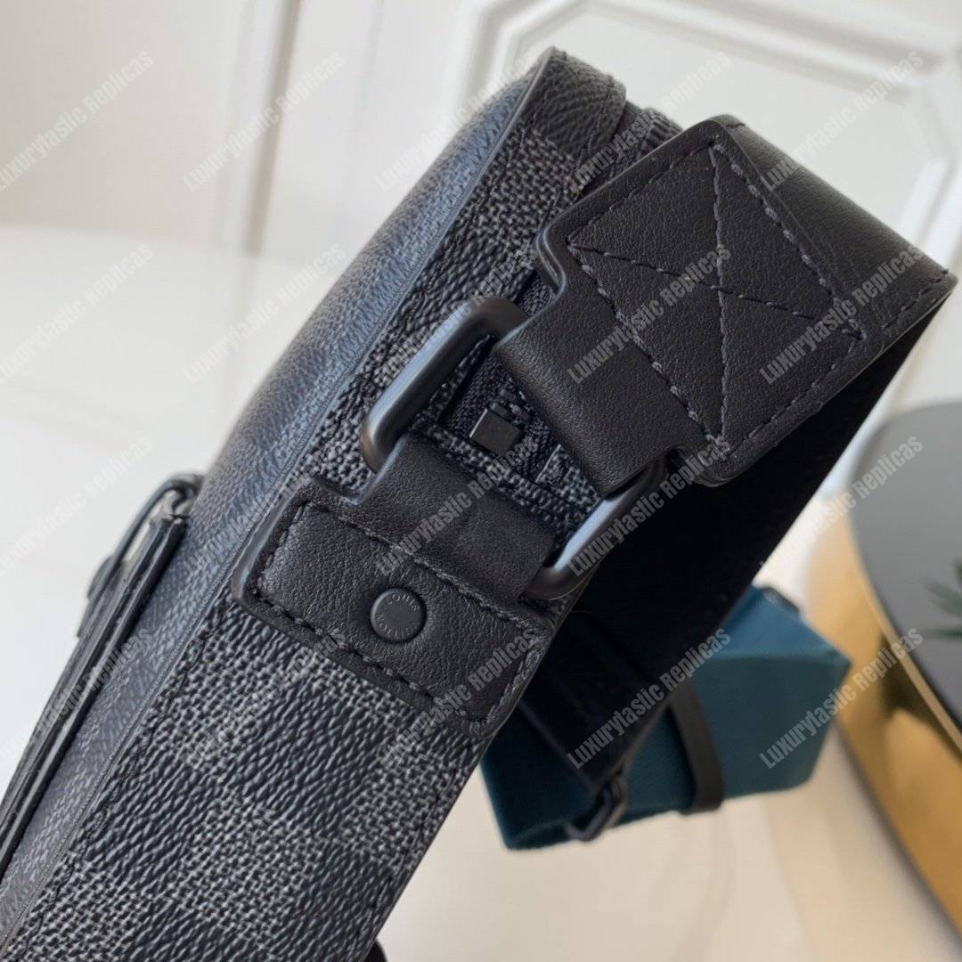 LV Alpha Messenger Damier Graphite