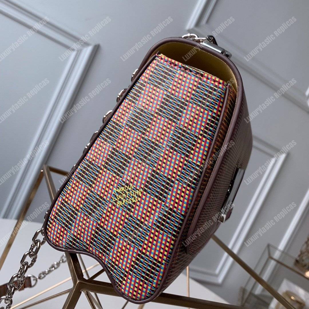 LV Twist MM Monogram LV Pop Rouge