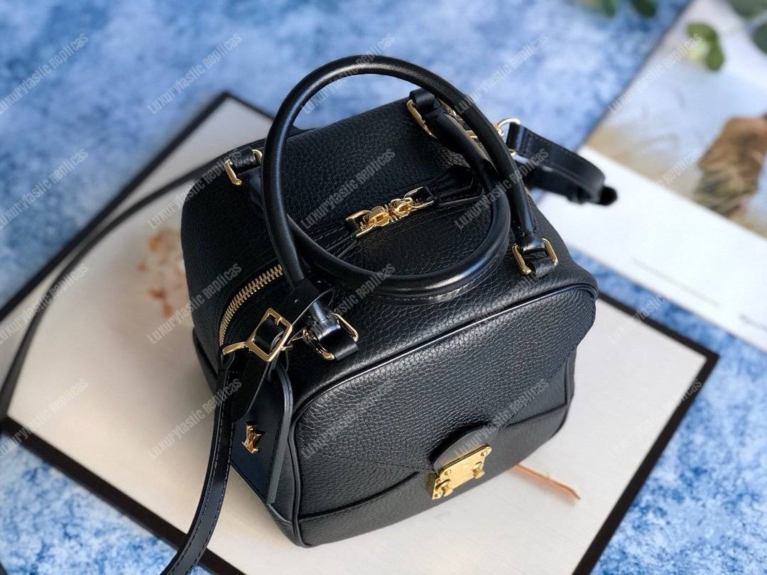 LV Neo Square Bag Noir