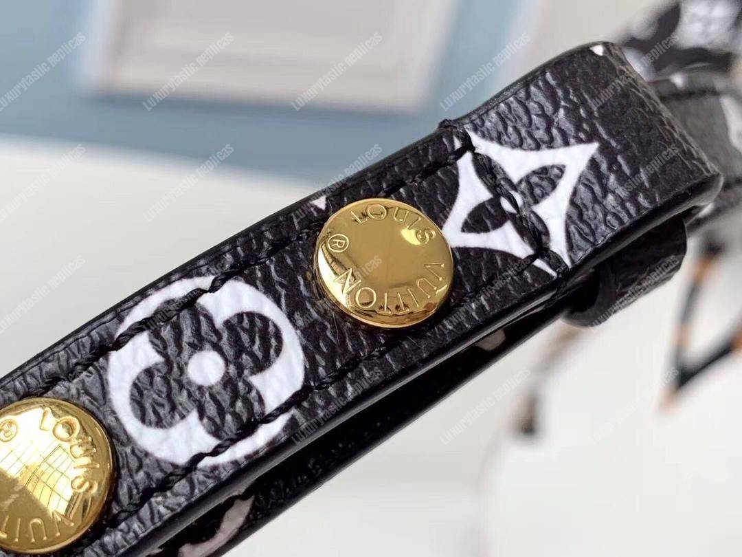 LV Jungle NéoNoé Monogram Canvas Ivory