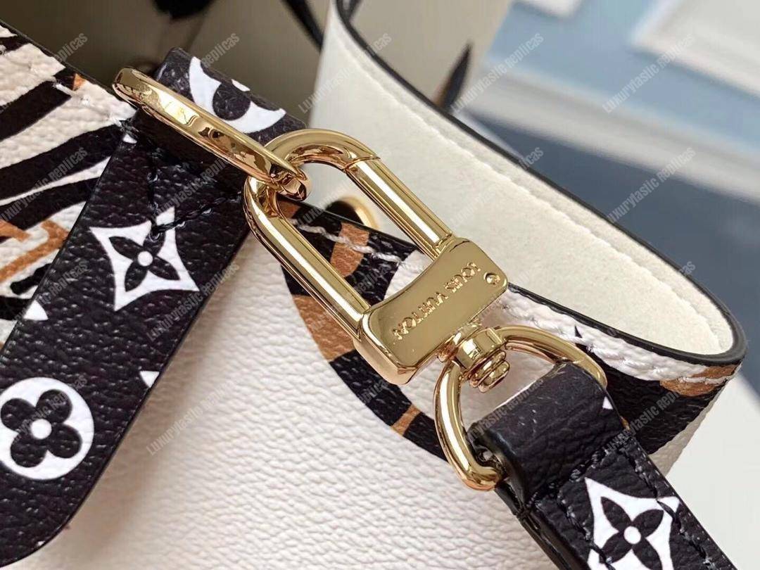 LV Jungle NéoNoé Monogram Canvas Ivory