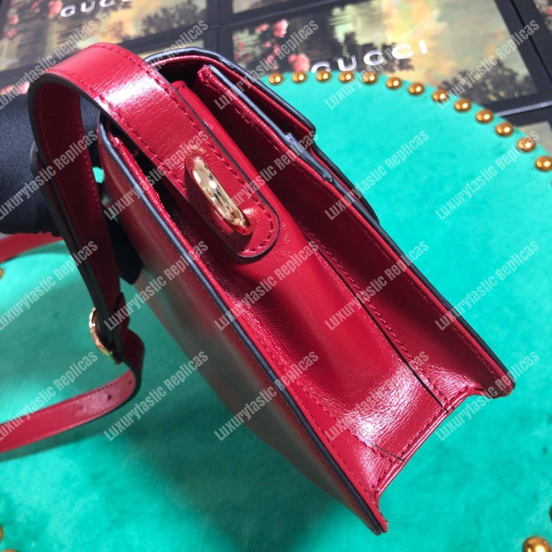 G*u*i small leather shoulder bag red