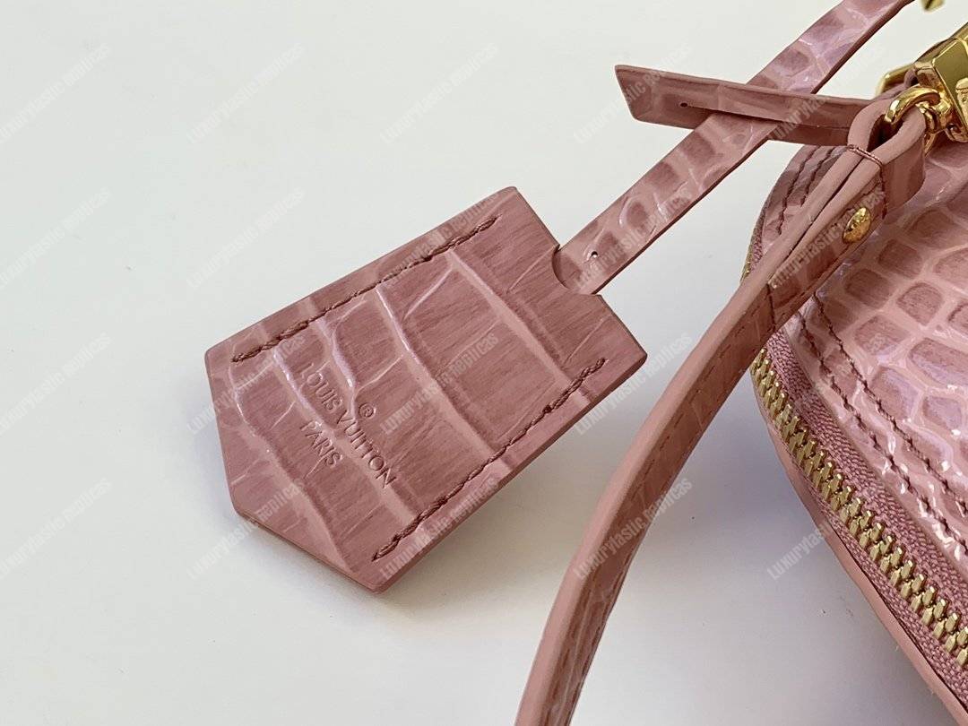 LV Alma BB Crocodilien Brillant Rose Tourmaline