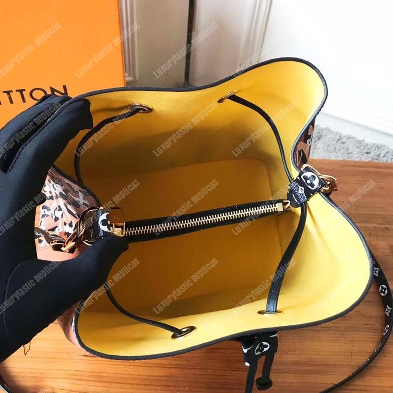 LV Jungle NéoNoé Monogram Canvas Caramel