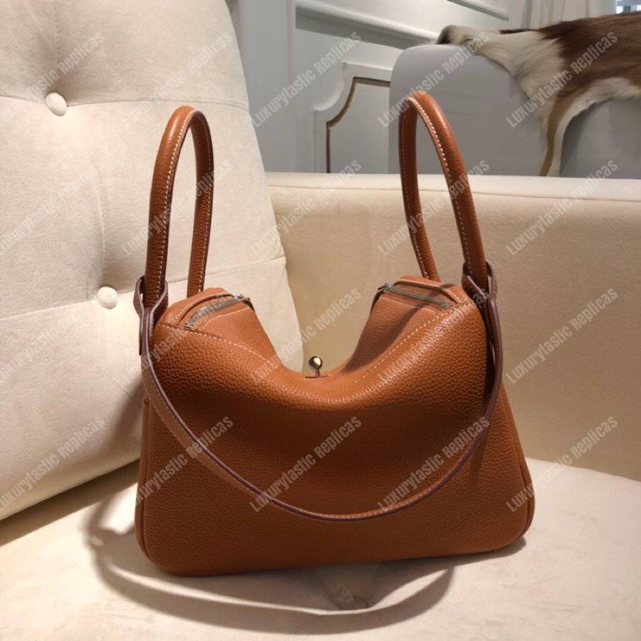 H**mes lindy 26 bag clemence gold