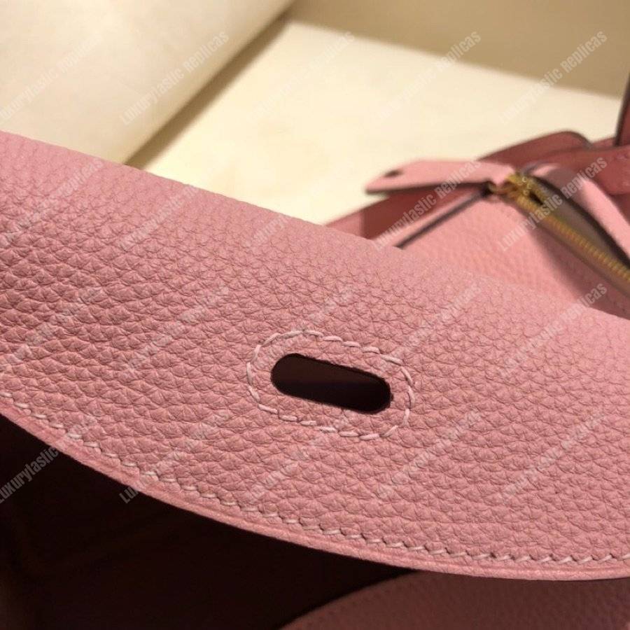 H**mes lindy 26 bag clemence sakura pink