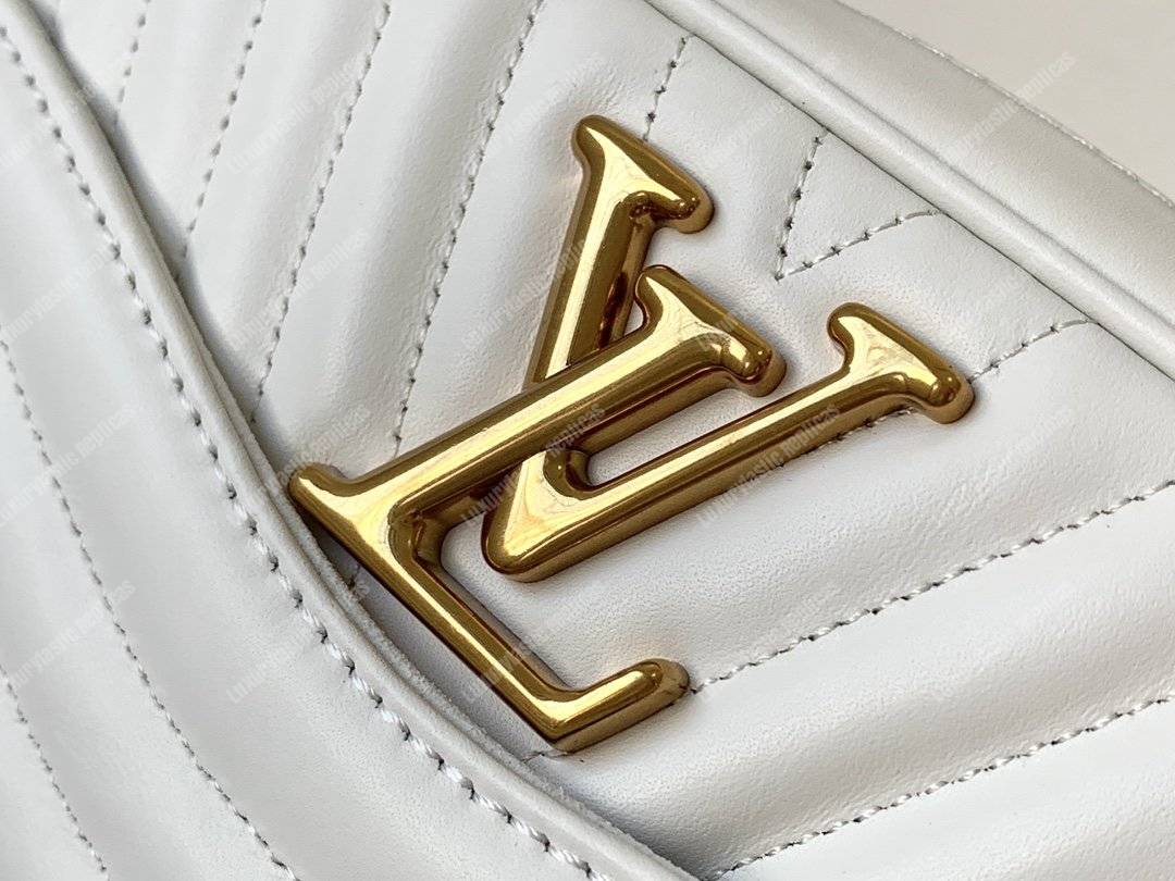 LV New Wave Camera Bag Snow