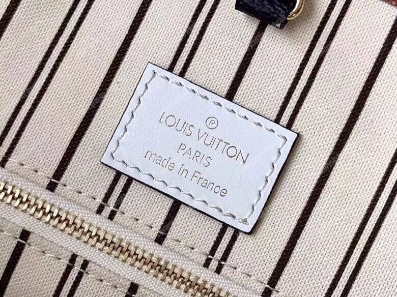 LV Onthego Monogram Ivoire GM