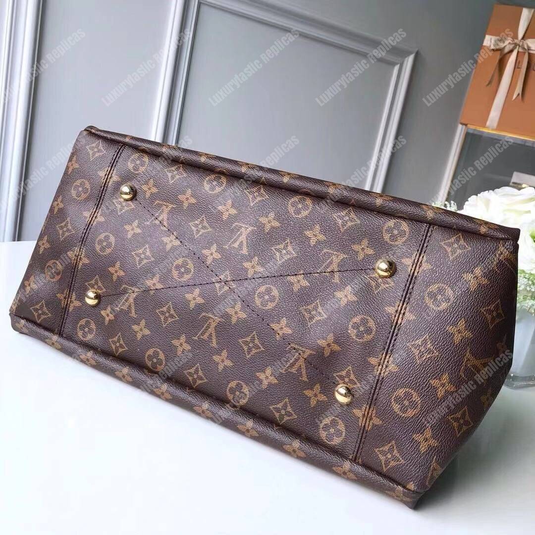 LV Artsy MM Monogram