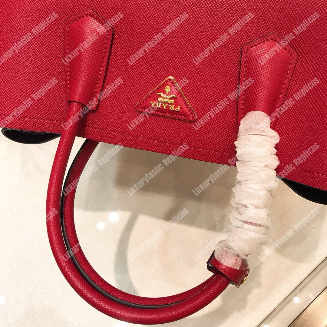Pra*a double medium bag red