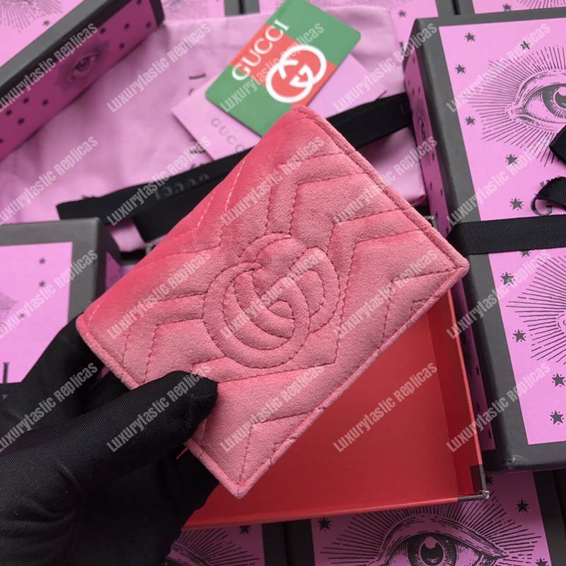 G*u*i gg marmont card case velvet pink love
