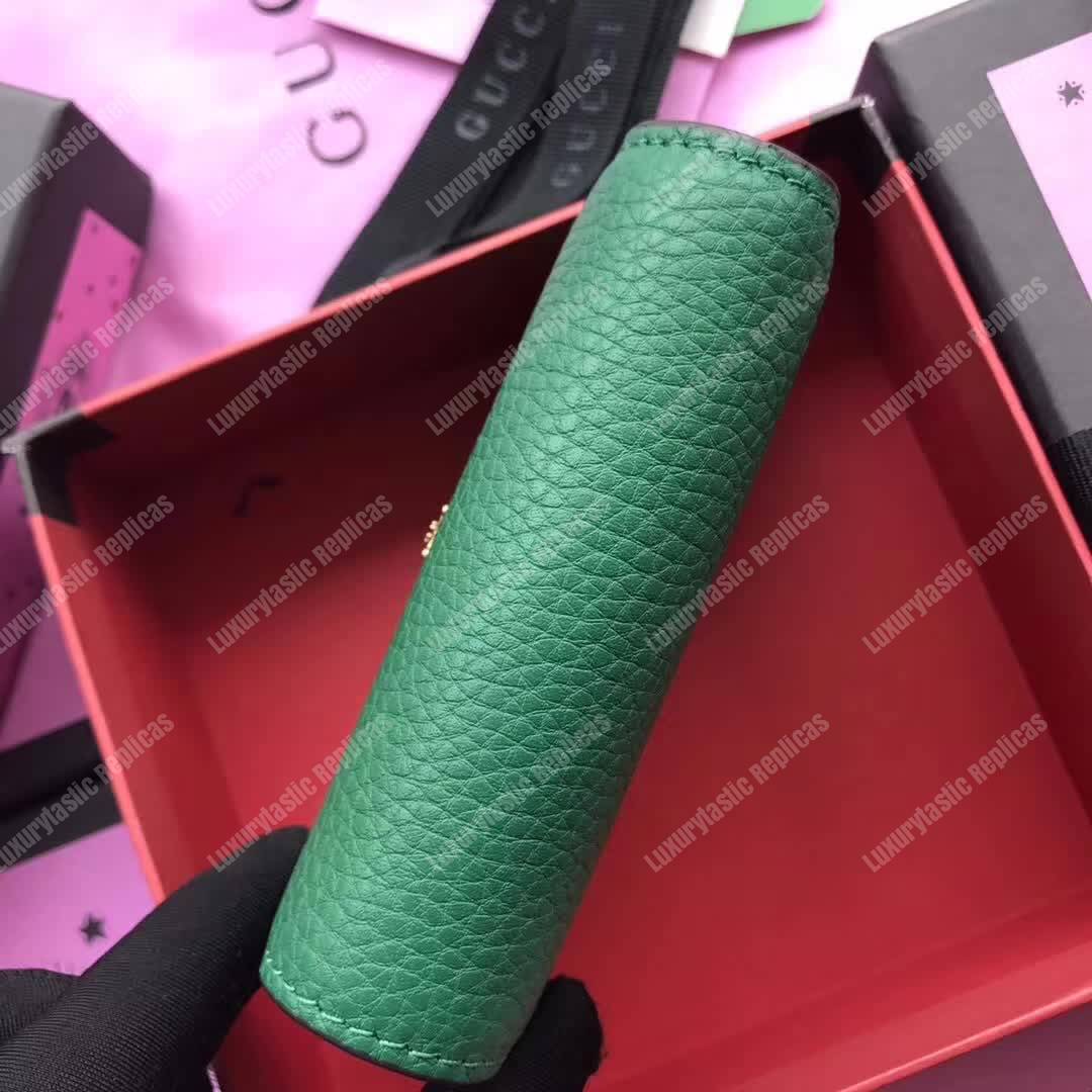 G*u*i animalier card case green with bee