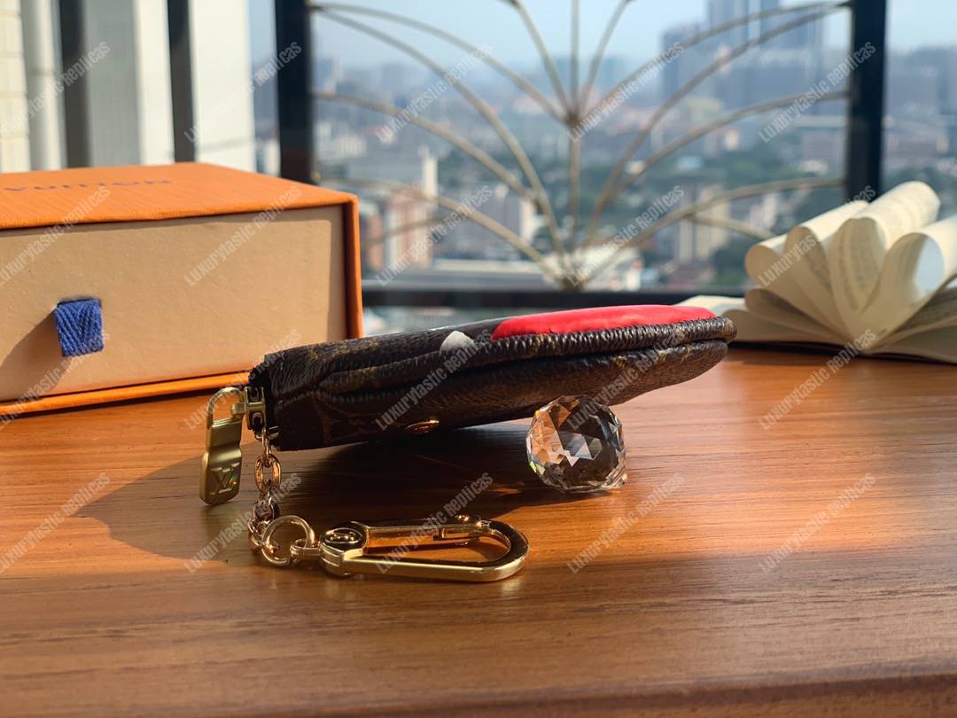 LV Round Coin Purse Monogram Canvas