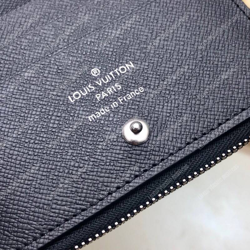 LV Smart Wallet Epi Leather