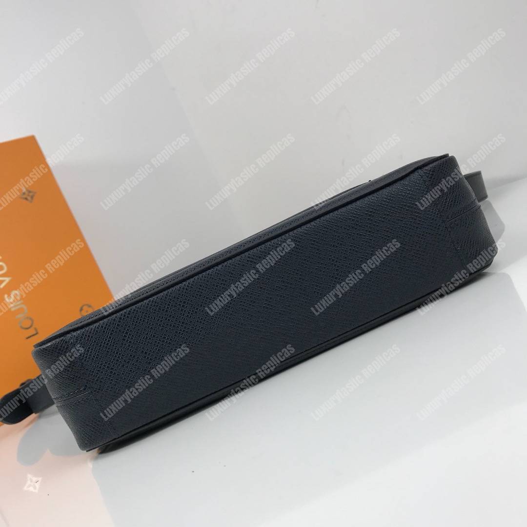 LV Roman PM Taiga Leather Bleu Marine