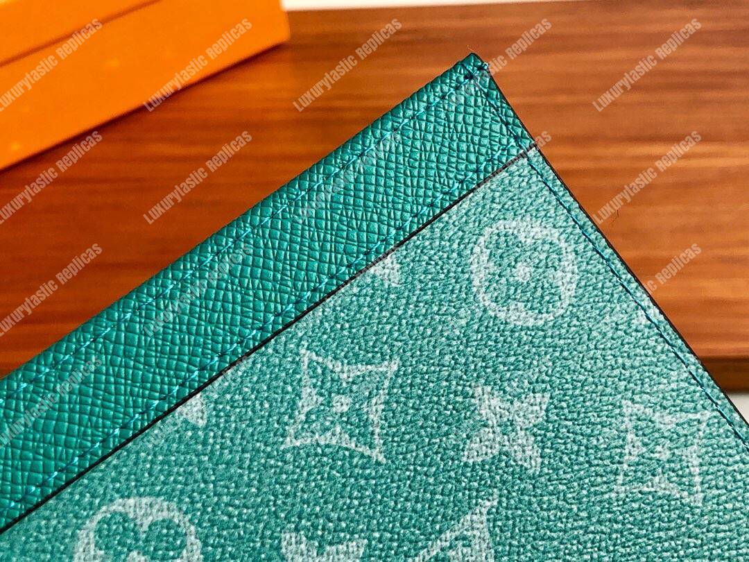LV Pochette Voyage MM Monogram Green