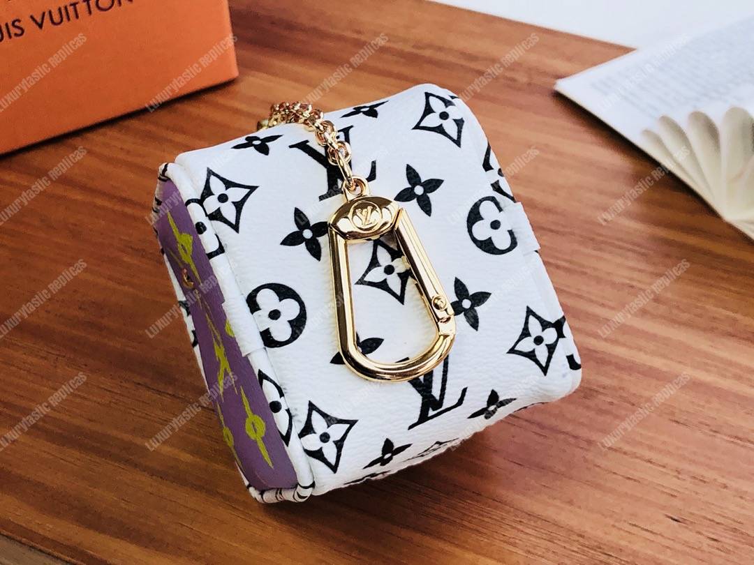 LV Porte Monnaie Cube Summer 2019 Pink