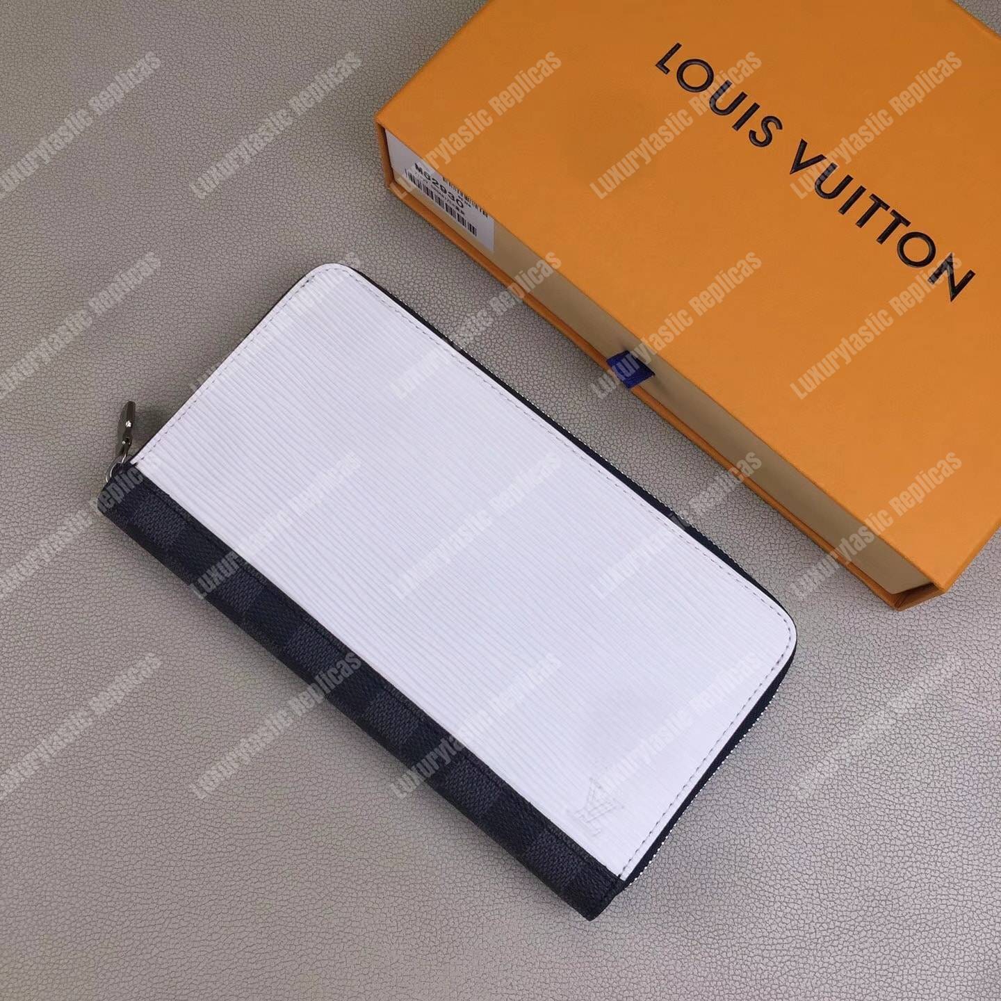 LV Zippy Organizer Epi Leather White