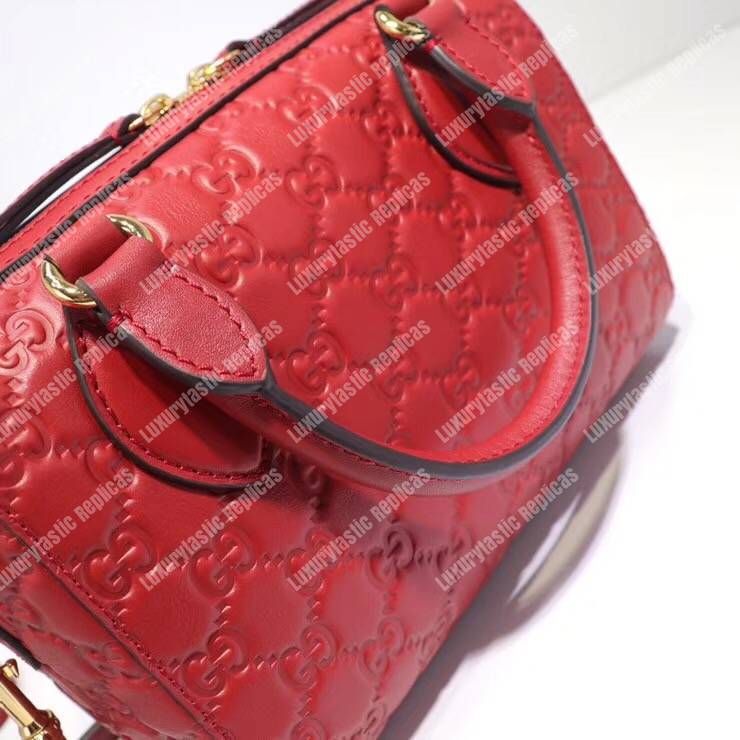 G*u*i signature small top handle bag red
