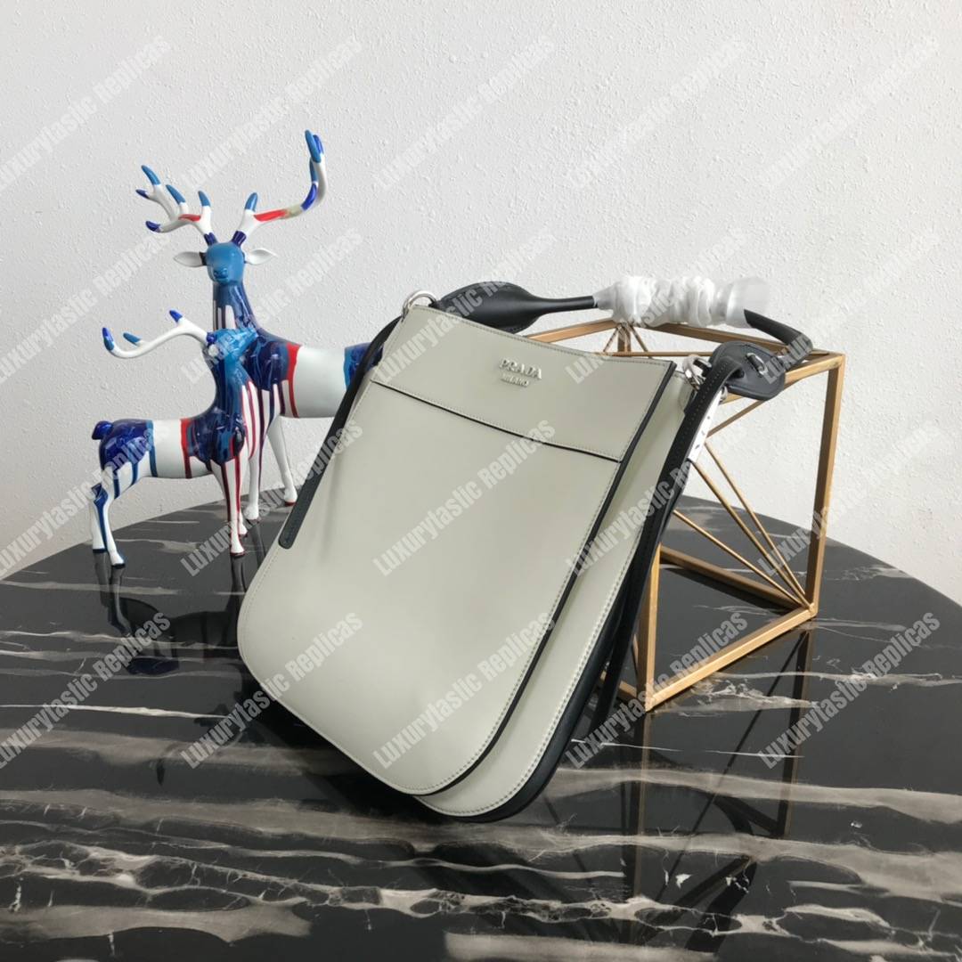 Pra*a margit leather shoulder bag white